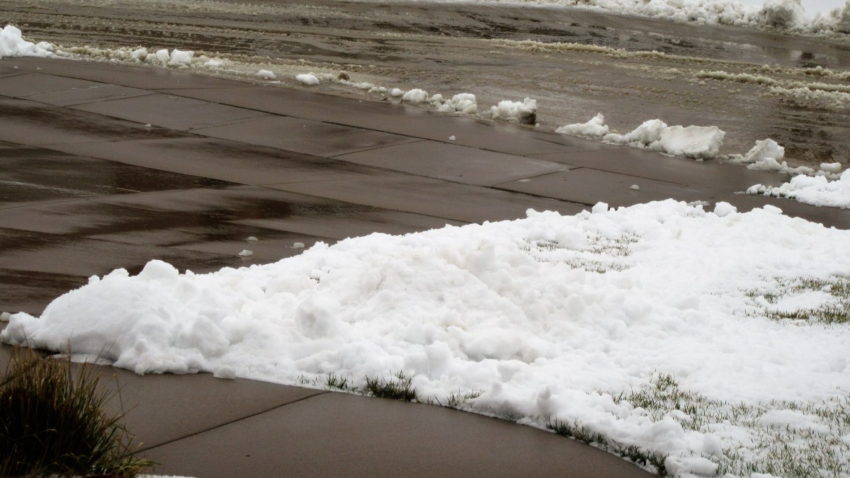 Fluffy or Heavy Snow&nbsp;Tomorrow?