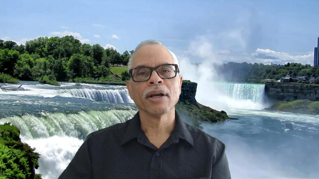The Double Trouble Double Green&nbsp;Screen
