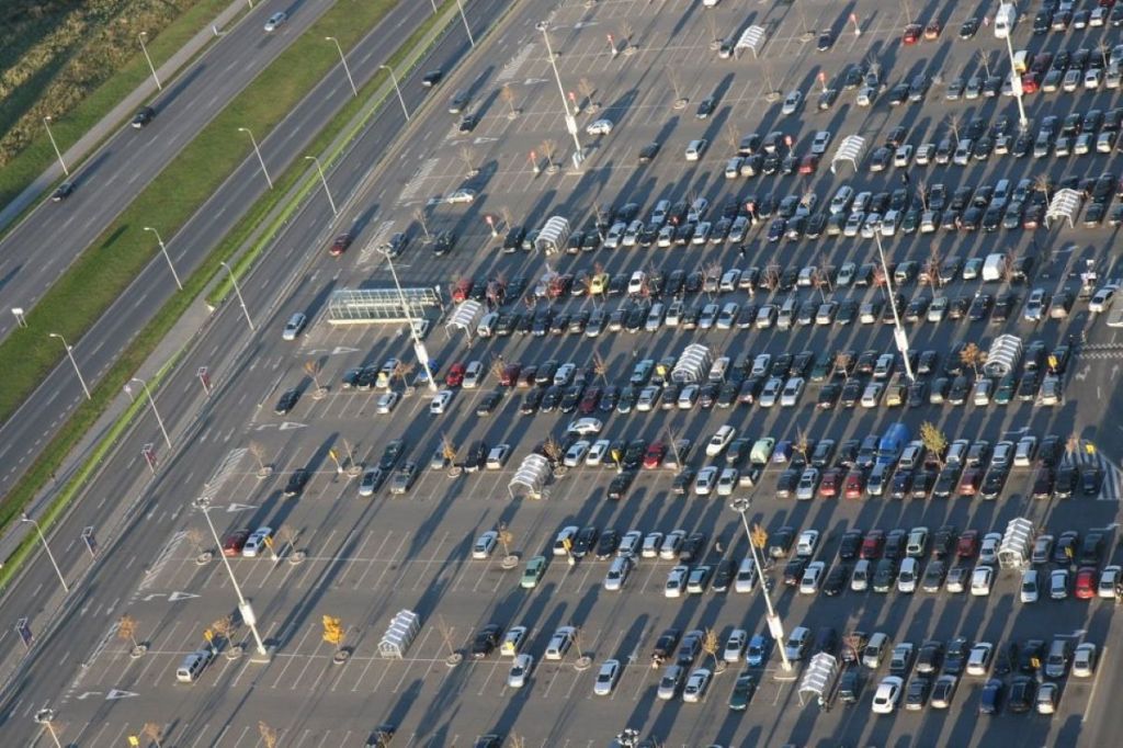 The Kindness of Strangers in a Parking&nbsp;Lot