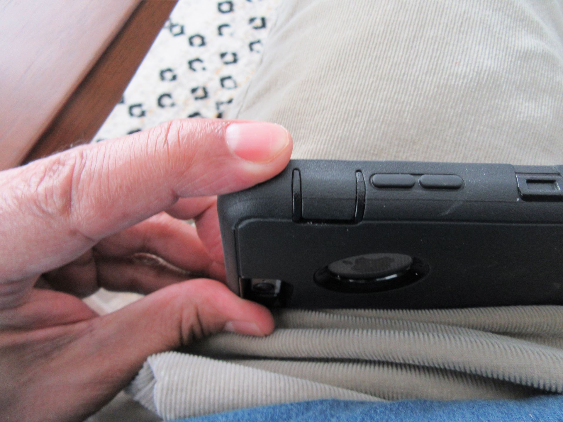 Retire Control Button Otterbox cover for silence switch above the volume buttons – Go Retire ...