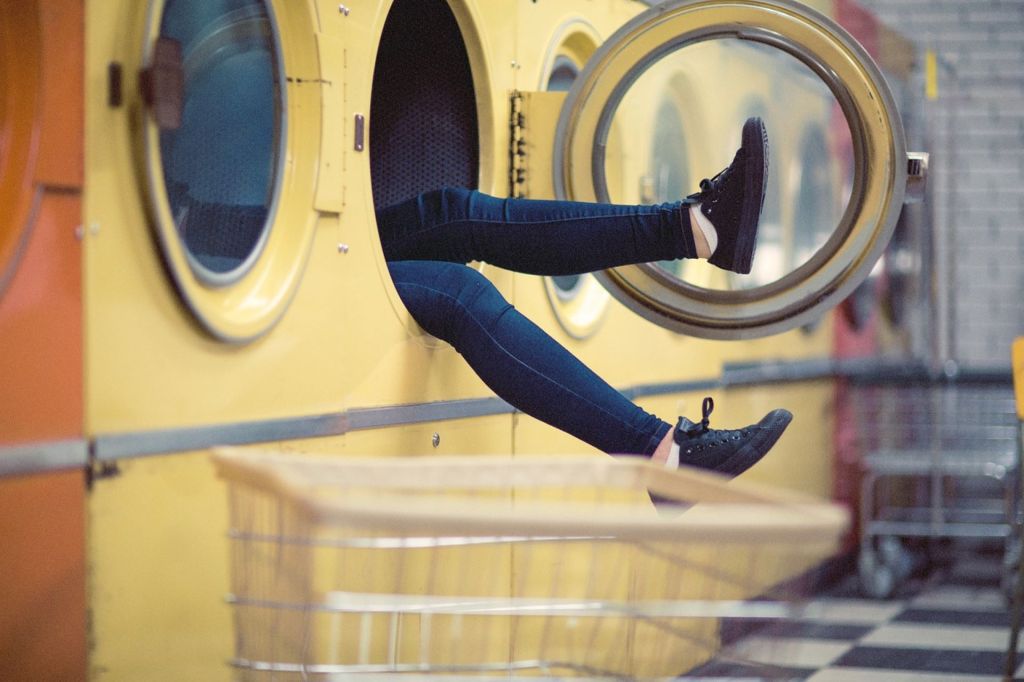 Whirlpool Care Counts Laundry Program Cleans&nbsp;Up!