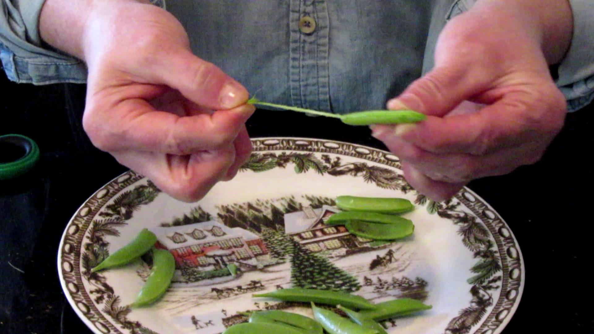 Sugar Pea Pod Prep