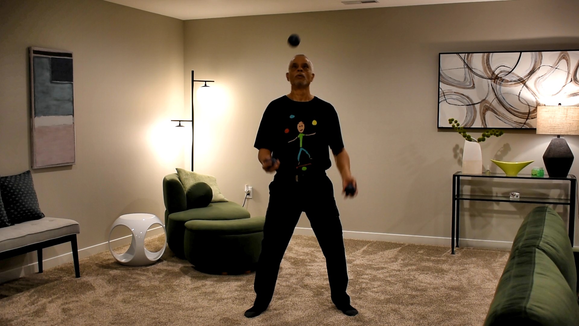 Jim Juggles the 423 Pattern Ordinary Style!